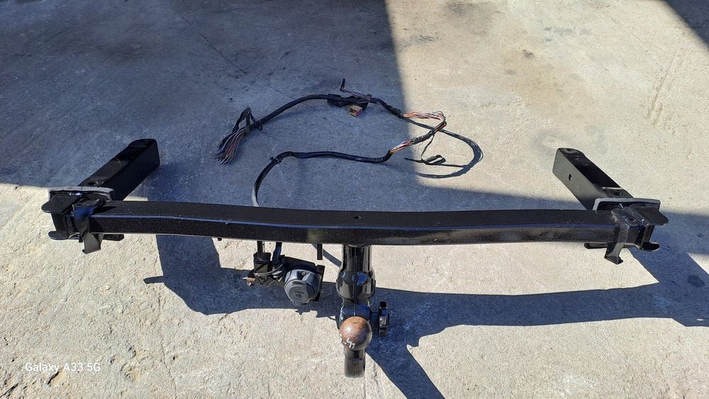 Теглич Оригинален за Ауди А6 Ц5/ Audi A6  [ C5] комби