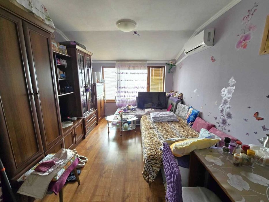 Обзаведен двустаен апартамент в сграда с ниска такса поддръжка, Банско