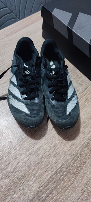 Vând pantofi sport - cuie atletism măsura 37 1/3