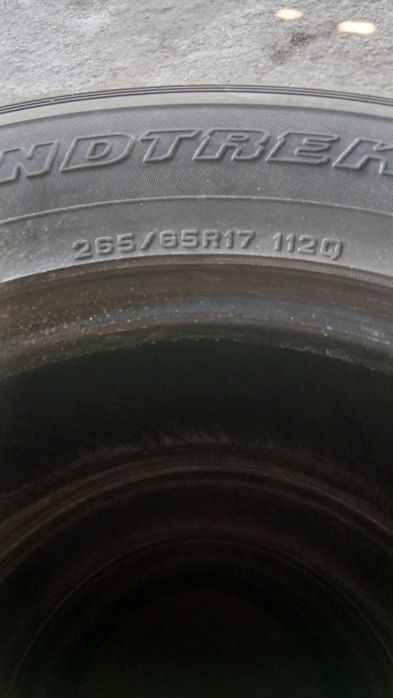 Продам резину на джип