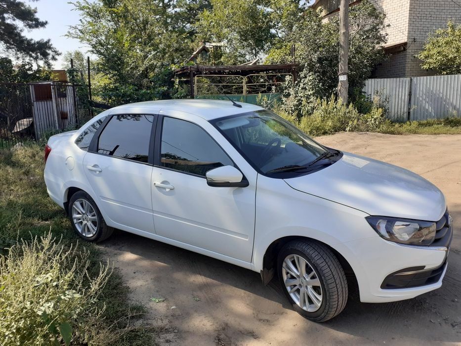 Машина гранта сидан