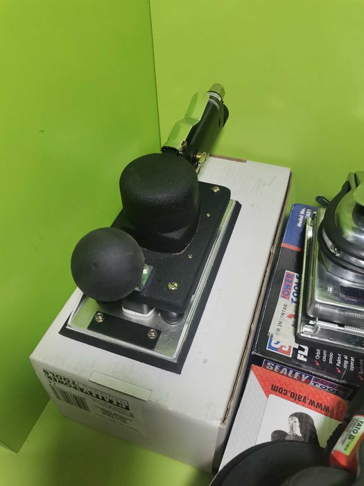 Mașini de șlefuit orbitale și rotative  profesionale SEALEY, GLOSS