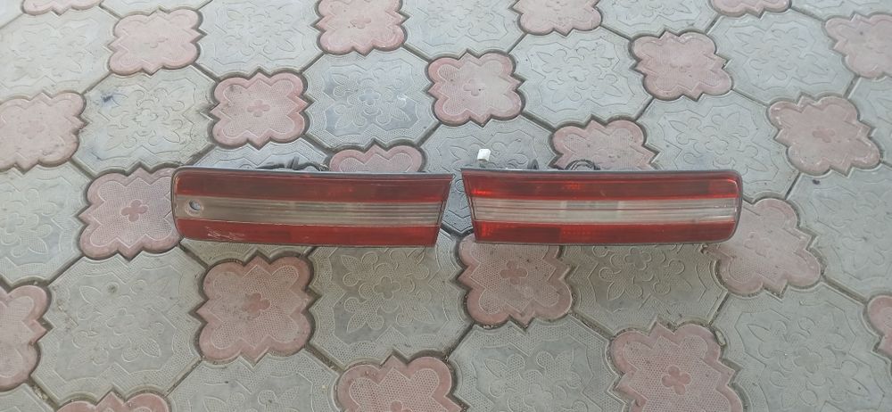 Задние фары на Марк -2.