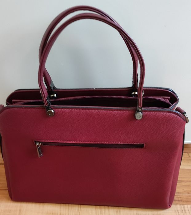 Дамски чанти различни моделчета