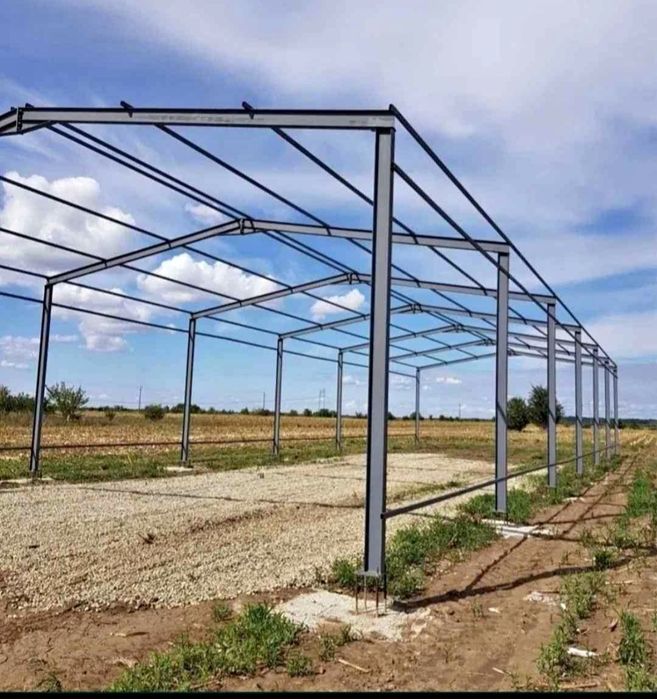 Vând hală metalica