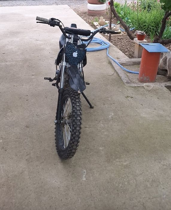 Vând sau schimb cross 125cc