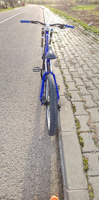 Bicicleta Kona DH