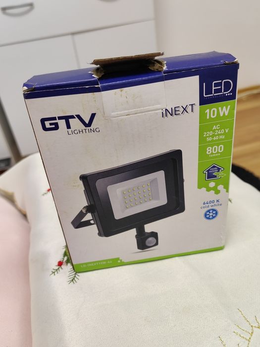 Proiector led cu senzor de mișcare nou