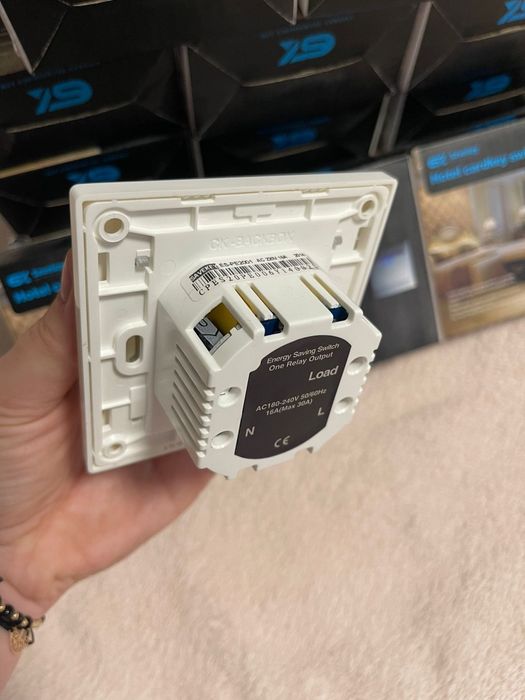 Întrerupătoare card hotel / pensiune