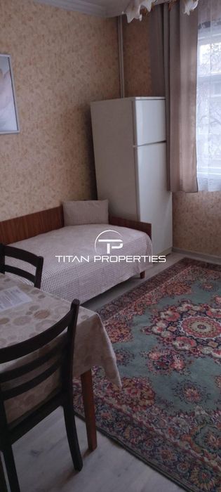 Дава се под наем Тристаен апартамент в Пловдив, Кючук Париж - 90 кв.м за 375 € - Снимка #3