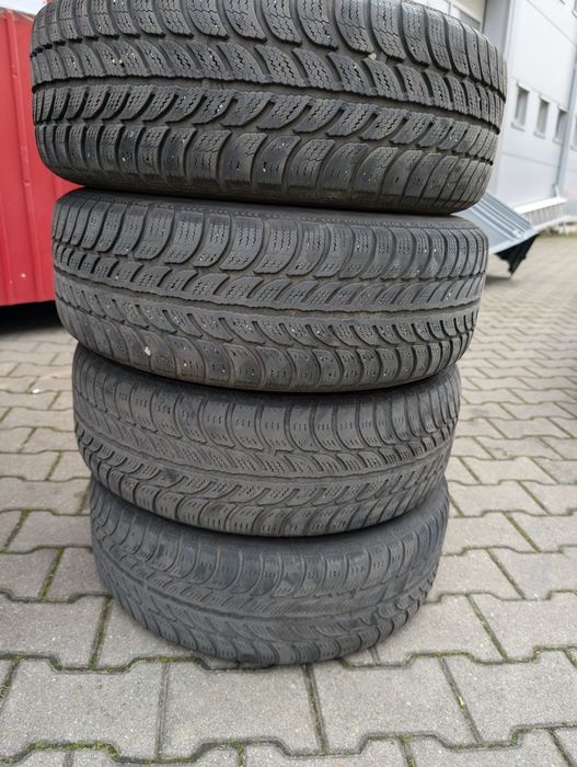 Jante originale Kia Ceed R15 + anvelope iarna