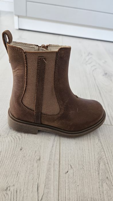 Нови естествена кожа боти и ботуши 23 и 24 размер