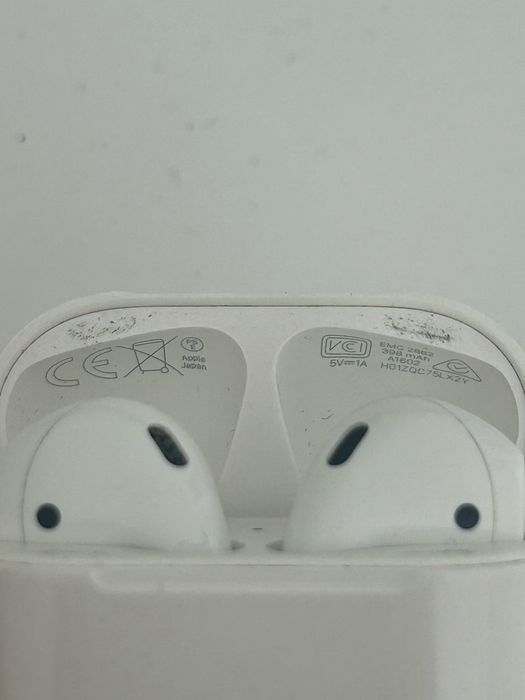 продам airpods 2