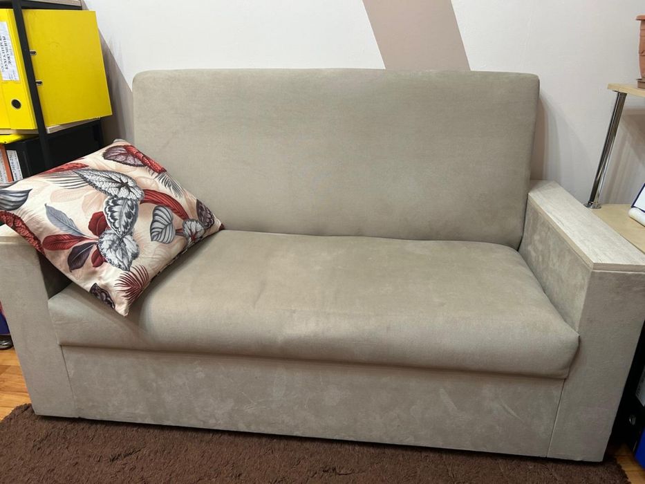 Продам диван для офиса