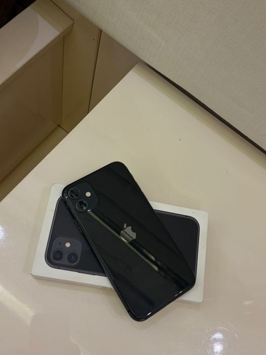 Продам Айфон 11/128G