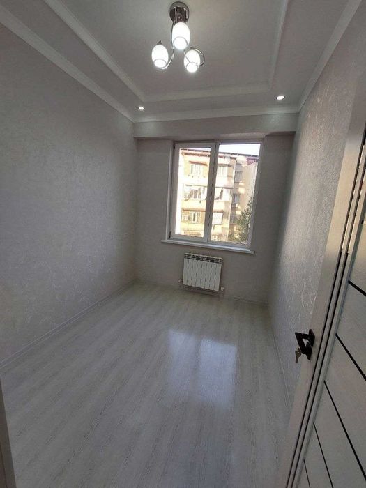 ЖК Xon Saroy Ayvon 3 комнатная 76м2 по кадастру , Универсам ориентир