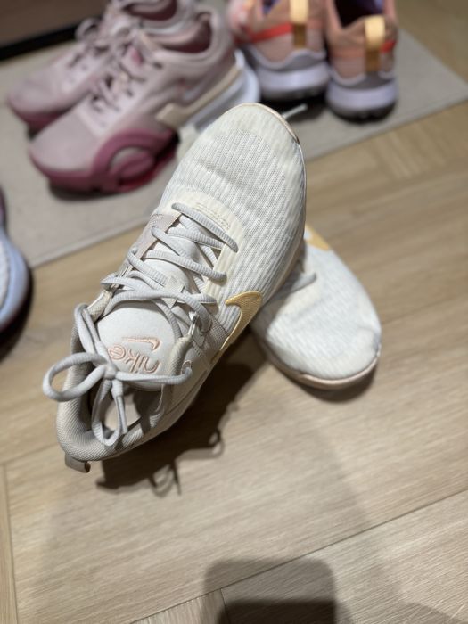 Nike Renew Ride 3 и Nike Zoom Bella 3
