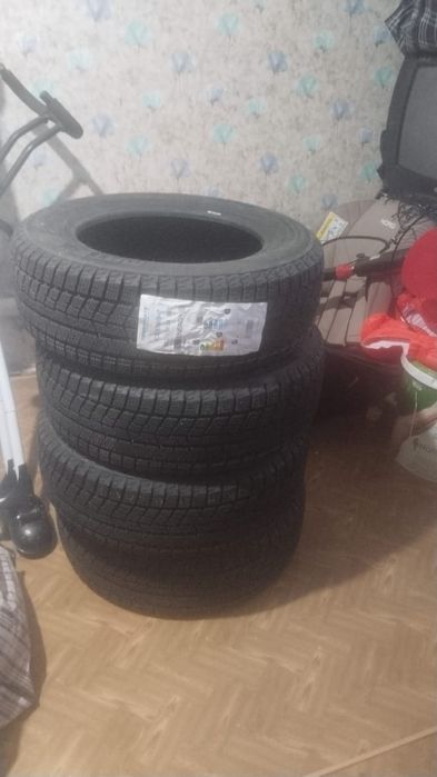 Жаңа дөңгелектер сатылады.