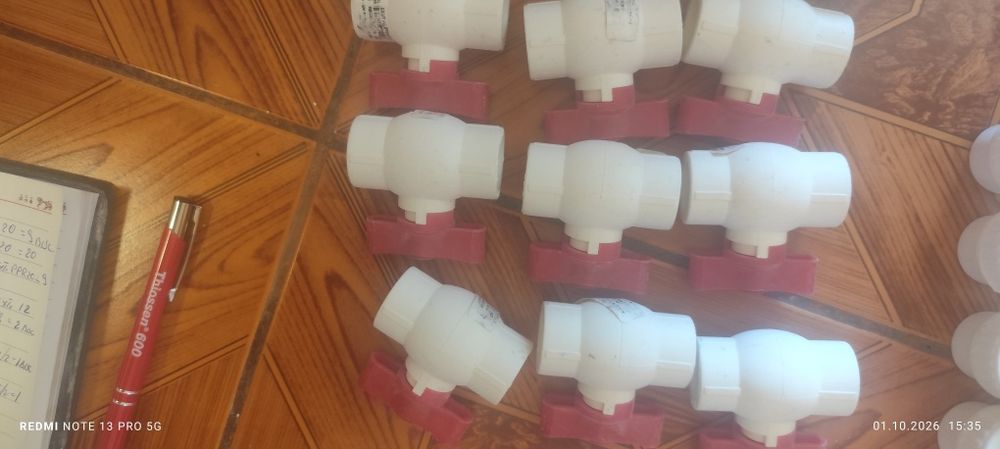 Vând fitinguri pentru instalații sanitare
