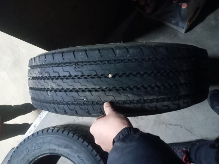 Продам грузовые шины