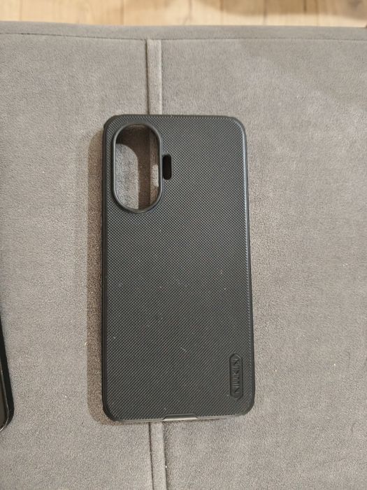 Poco f7 12/512gb