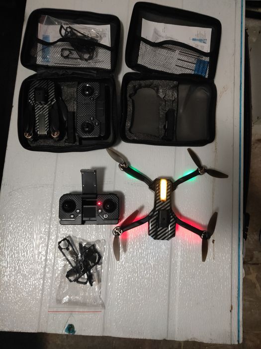 Продам новый дрон с 2 камерой