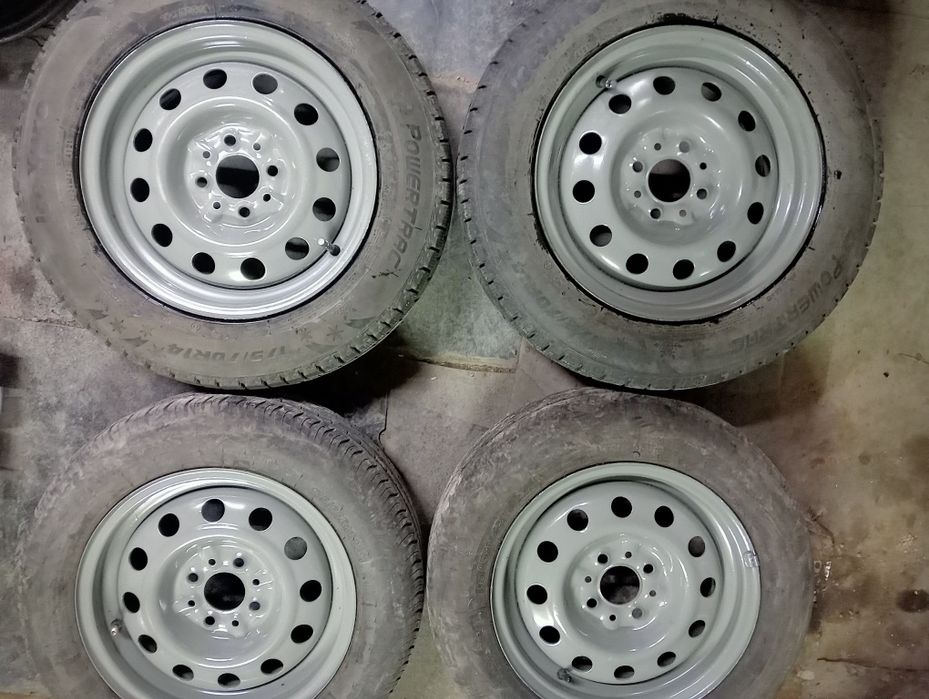 Продам комплект колес Р14