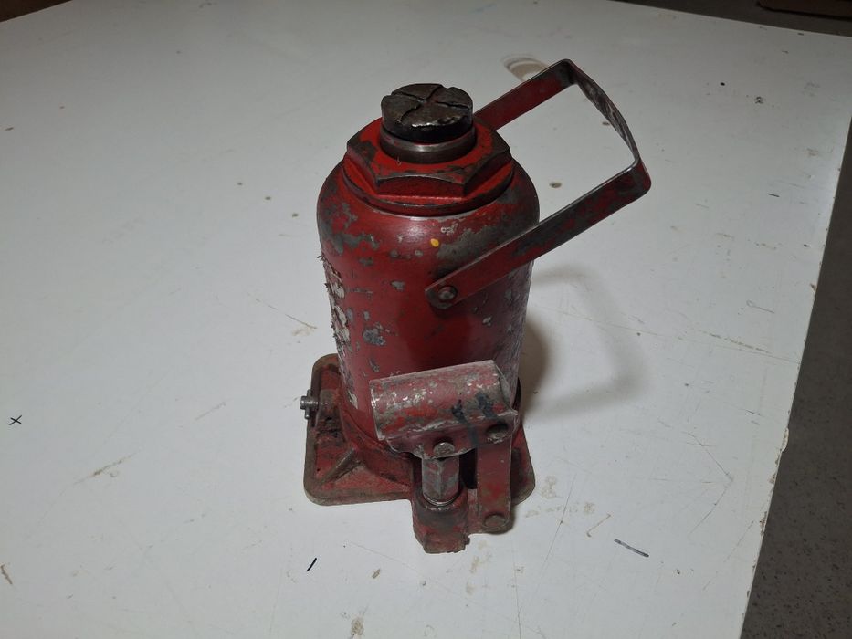 Домкрат дамкрат домкрад дамкрад