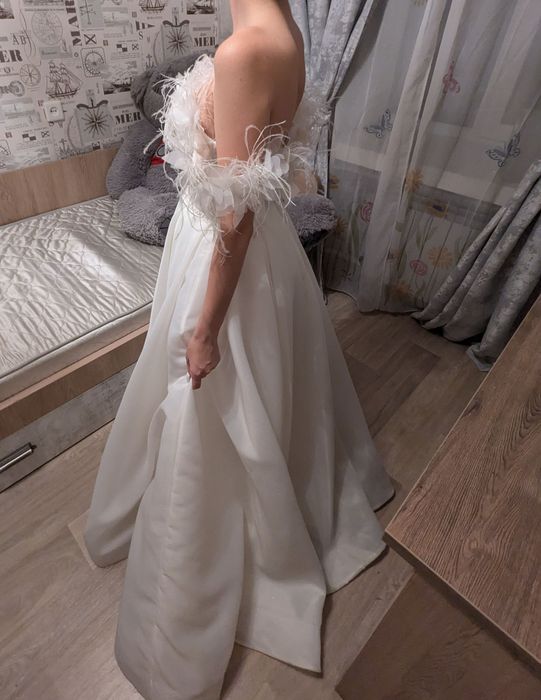 Свадебное платье