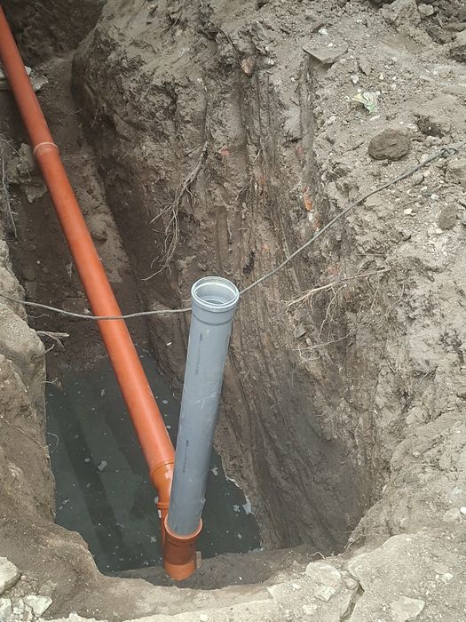 Facem debarasari si sapaturi  mai multe detali la telefon