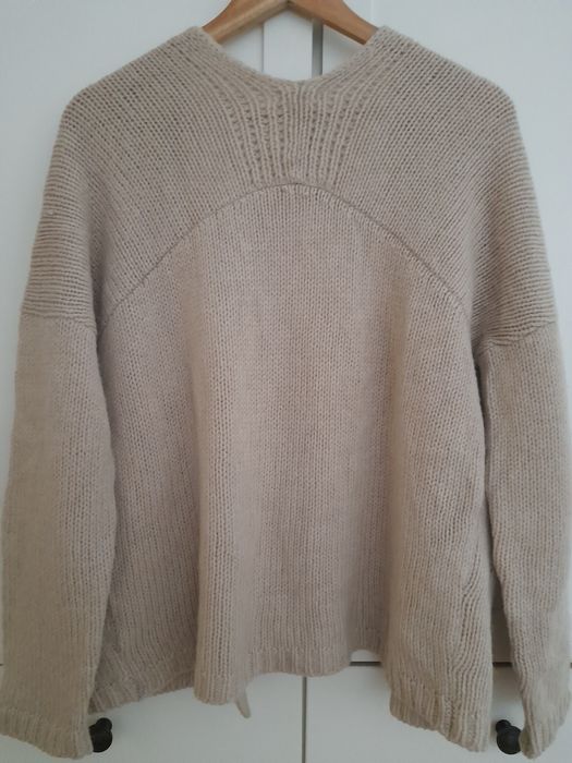 Cardigan lana virgina100%, nr.36-38, 90 lei