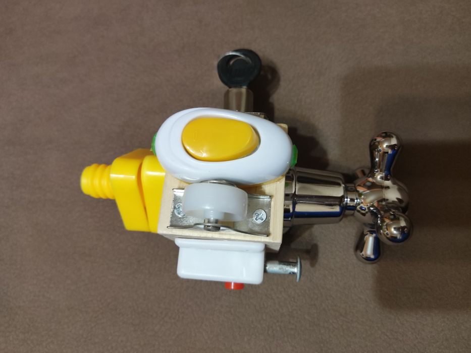 Дървено кубче 7 в 1 Монтесори