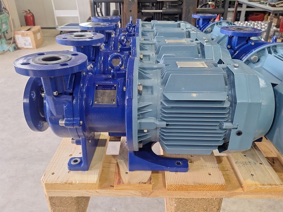 Магнитна помпа IWAKI