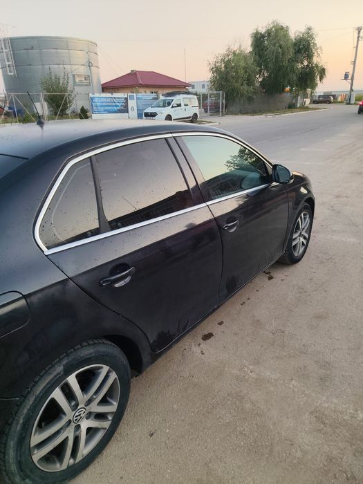 VOLKSWAGEN Jetta 2008 — imagine 3