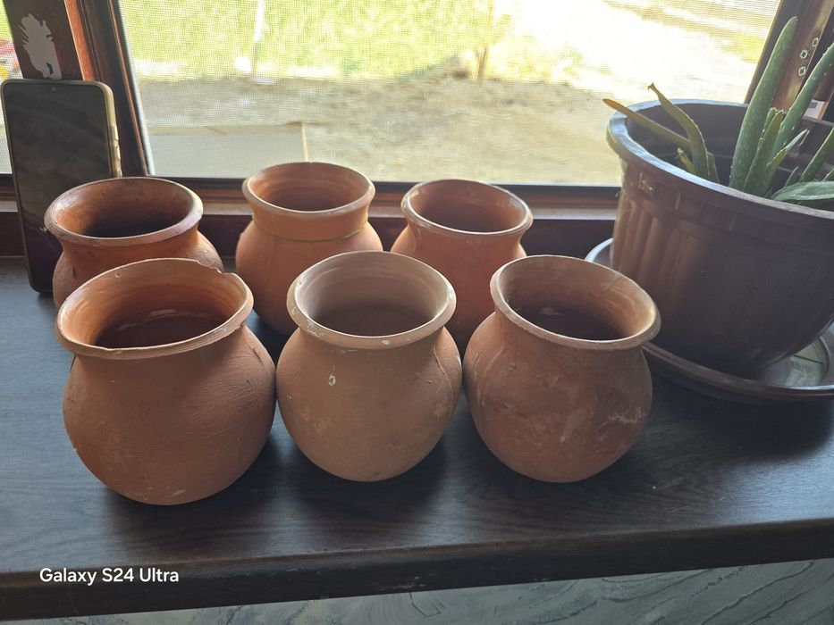 Продаётся гаршочки глинные