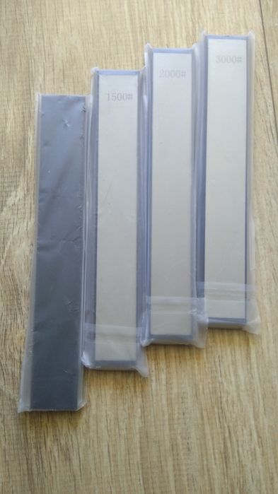 Плочки за заточване на ножове с подложка