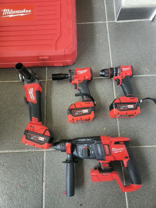 Комплект Строителни Инструменти Milwaukee M18