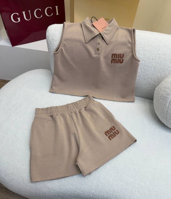 Сетове от две части