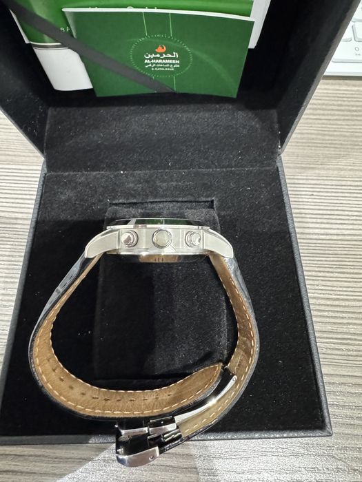 Часы Al-Harameen