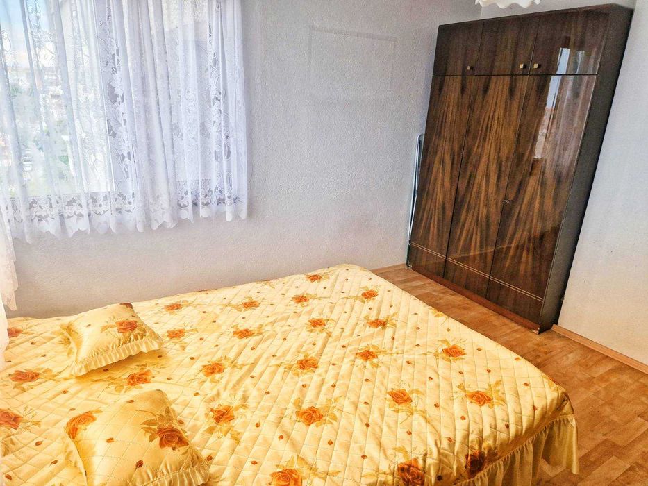 Продава се Четиристаен апартамент в Асеновград - 110 кв.м за 1737 €/кв.м - Снимка #1