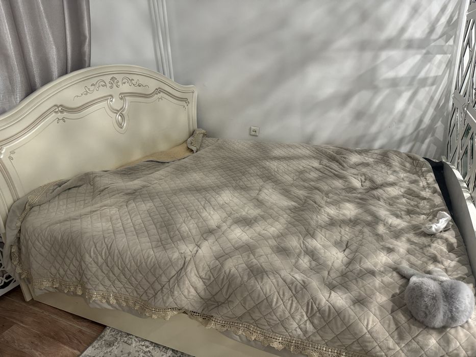 Кровать евро размер 2*2.30