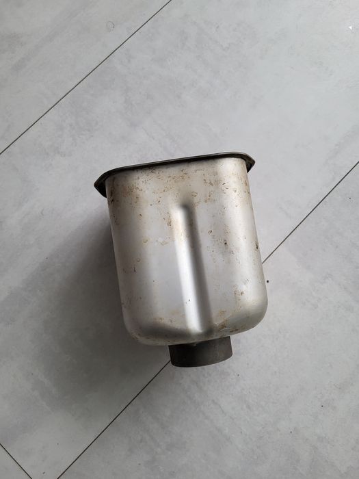 Cuva de la masina de facut paine