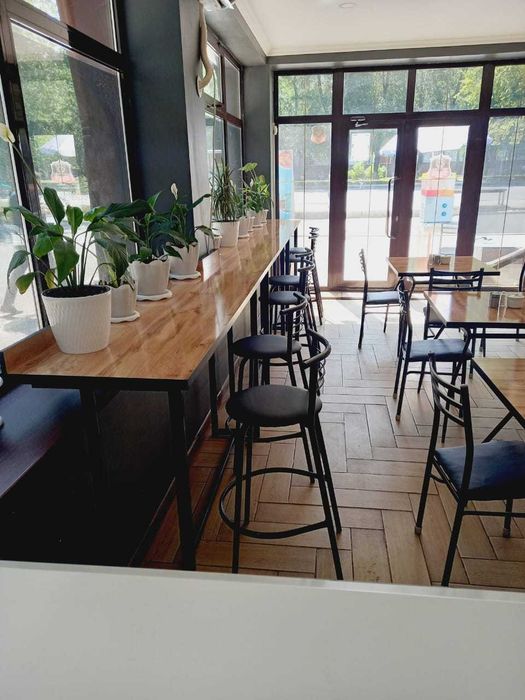 Продам стулья для кафе