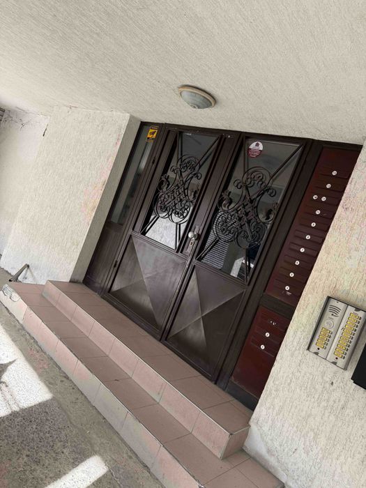 Дава се под наем Тристаен апартамент в Варна, Младост 2 - 70 кв.м за 612 € - Снимка #14