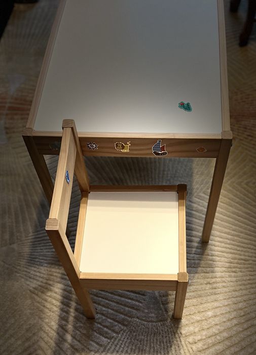 Masa pentru copii +2 scaune Ikea