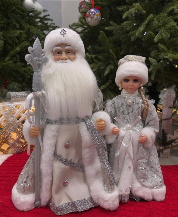 Дед мороз и Снегурочка