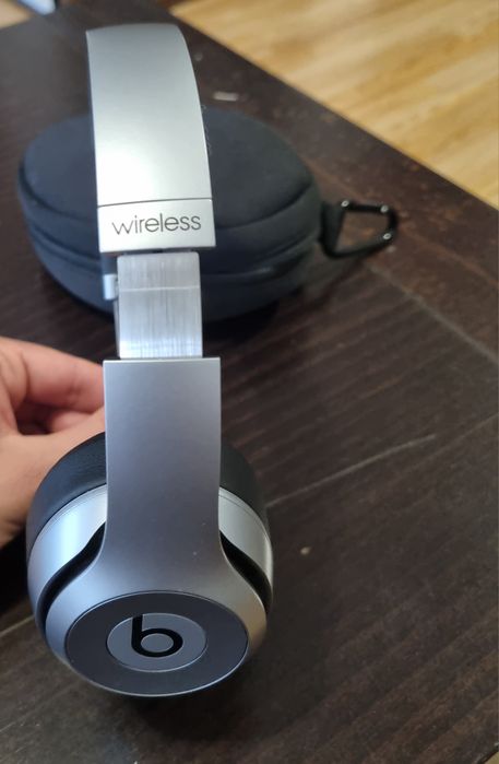 Beats Solo 2 Wireless – перфектно състояние, с калъф