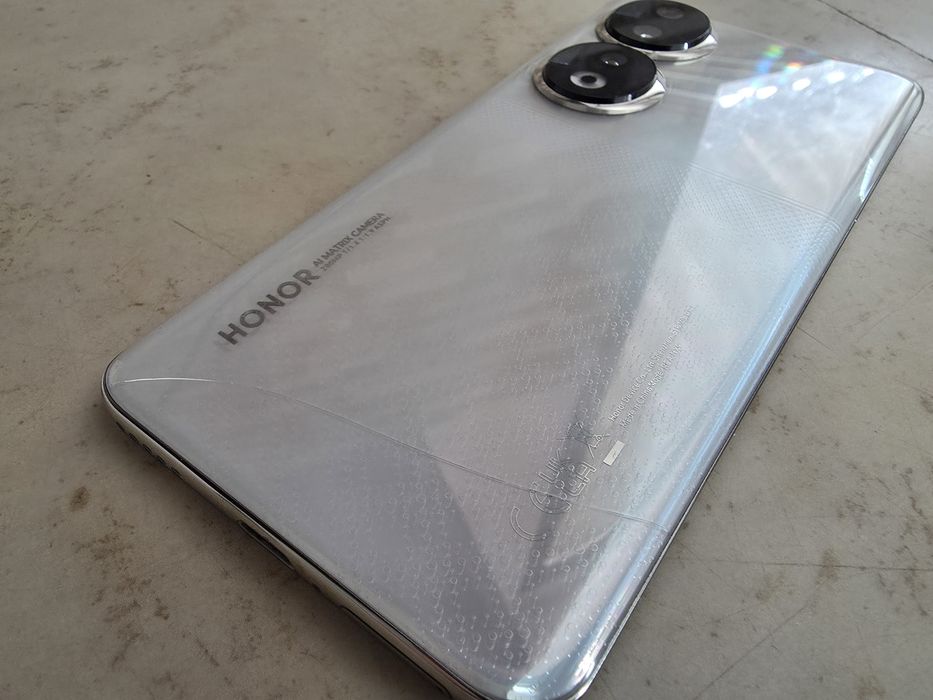 Honor 90 (12GB RAM/512GB Memory 5G) NEGOCIABIL