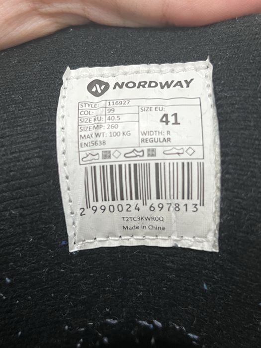 Продам коньки состояние идеальное размер 40