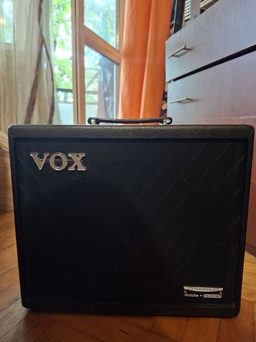 кубе VOX Cambridge 50